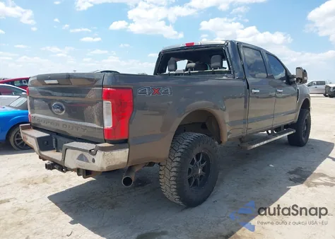 2019 Ford F-250 Xlt z USA, uszkodzony, nr VIN 1FT7W2B66KED82616